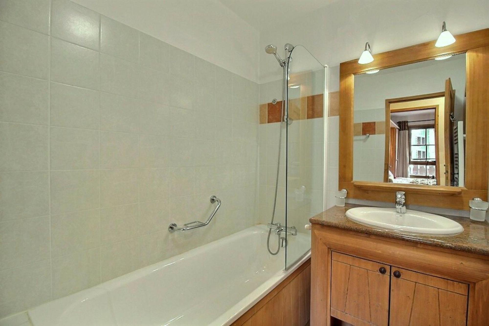 Arc 1950 - Appartement Moderne - Sauna Hammam Jacuzzi - 4 Personnes Les Arcs  Exteriör bild